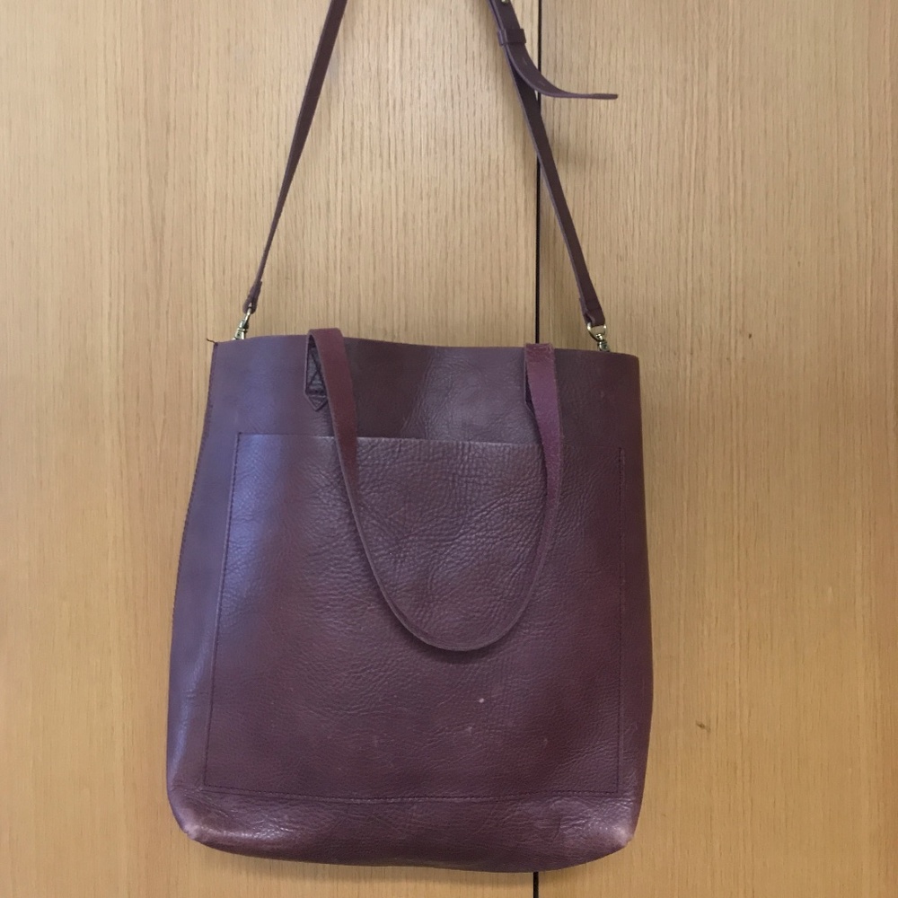 MADEWELL Leather Medium Transport Tote - Cranberry